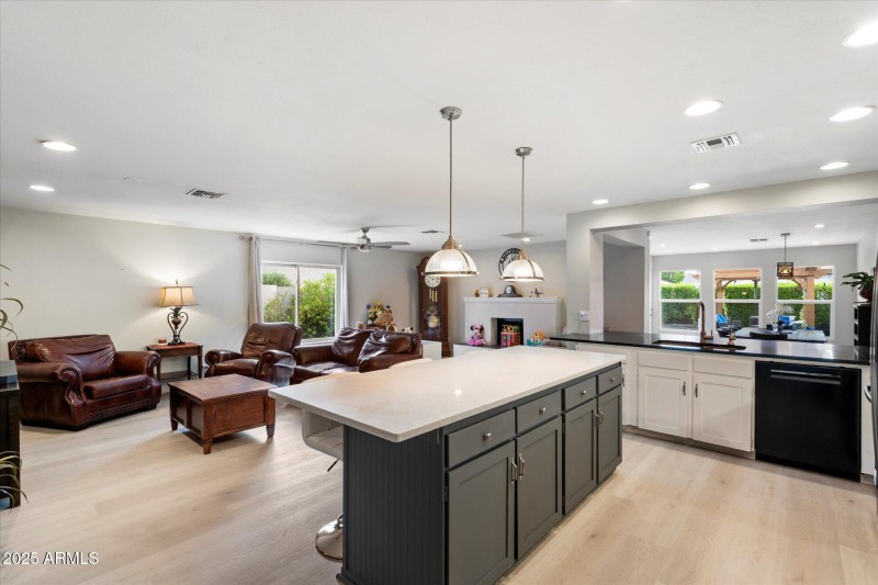 7 Open Concept 45-NEW