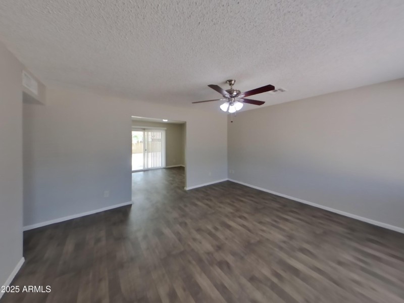 1_pc_A8R9Osxwob_Ixy5fIRhj8_layout_1