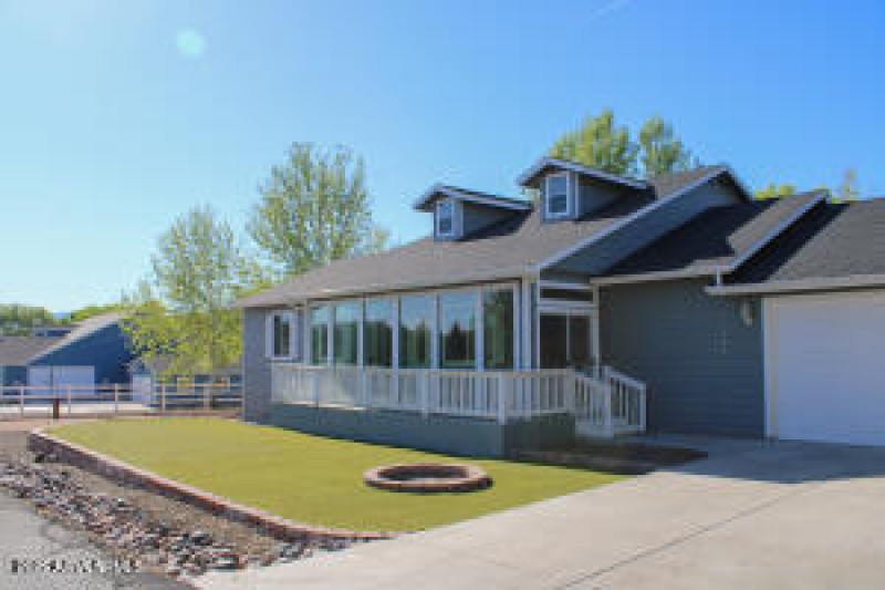 20250505204421820722000000