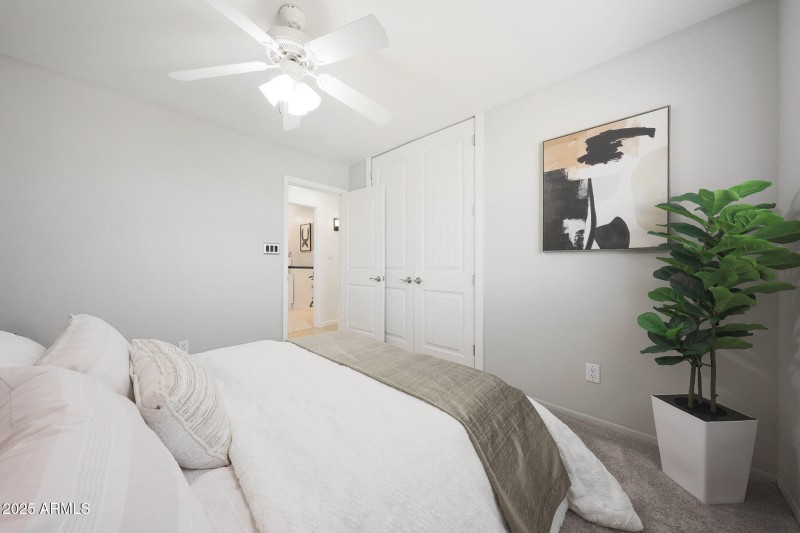 Secondary Bedroom & Closet