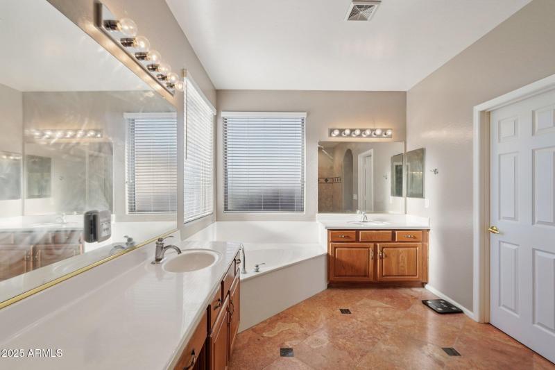 Primary Suite Bath-3