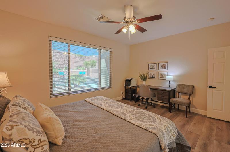 2462 W TURTLE HILL DR