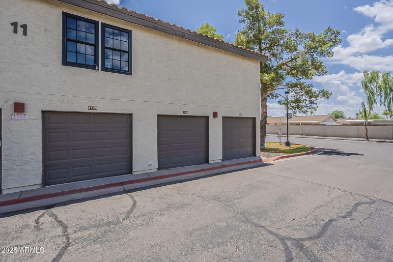 35-web-or-mls-Southern Ave-35