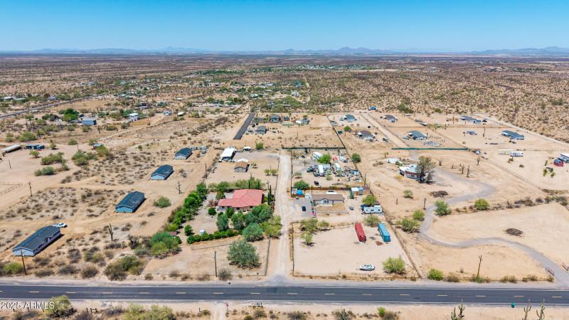 Cactus Wren Rd at the forefront