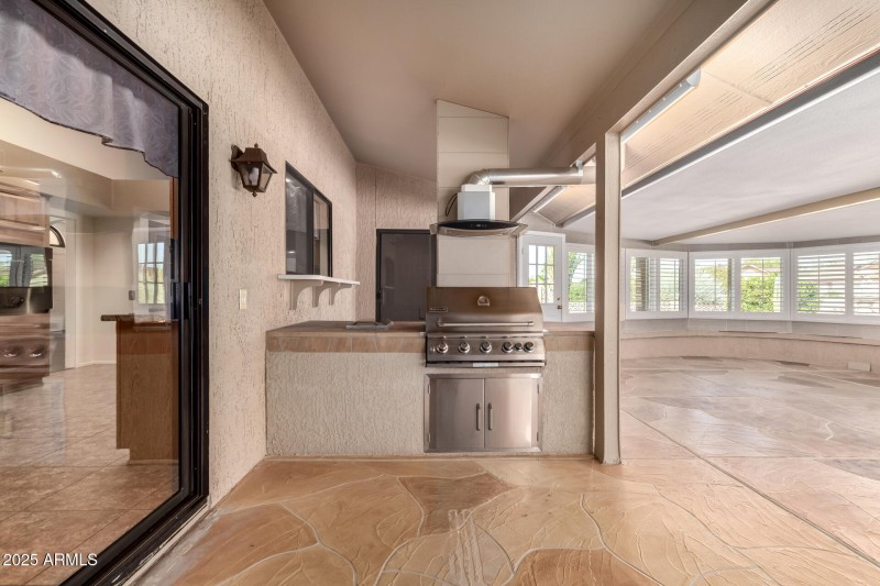 Arizona Room/Enclosed Patio