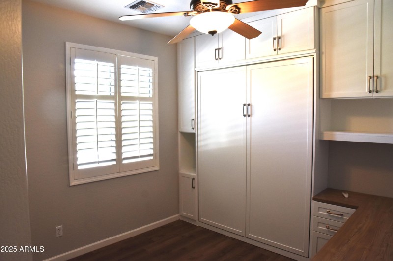 Murphy Bed is built in