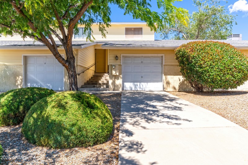 Barzona Exterior - 02