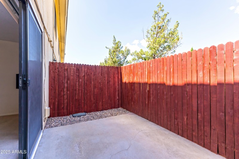 Barzona Exterior - 05