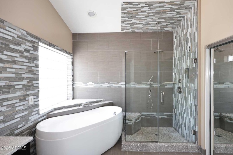 Primary Bath-Freestanding Tub