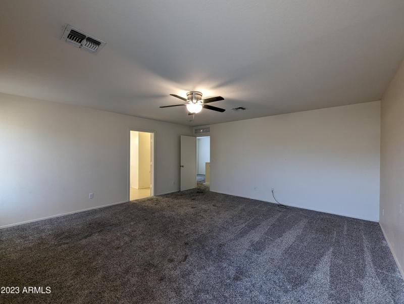 3215 W SAINT ANNE AVE