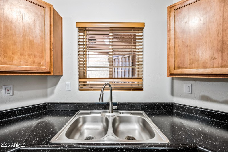 13-3845EGR108-ocupix