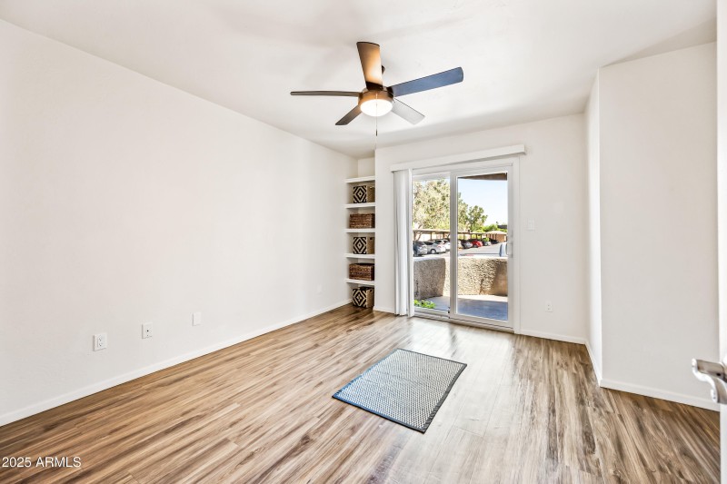 23-3845EGR108-ocupix