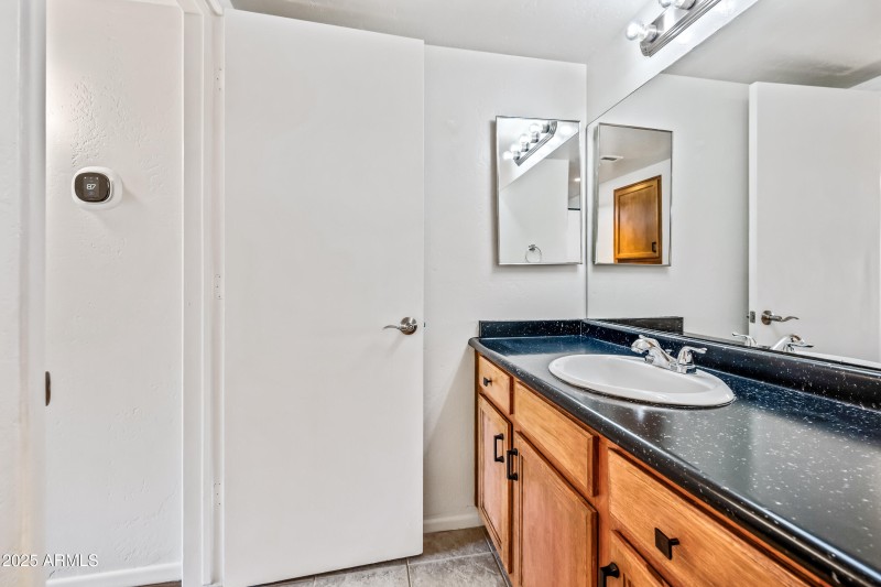 30-3845EGR108-ocupix