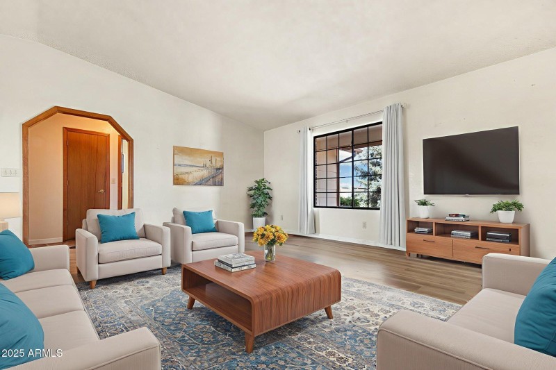 05_Living Room 01 Virtual