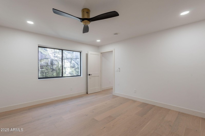 32-web-or-mls-55th-32