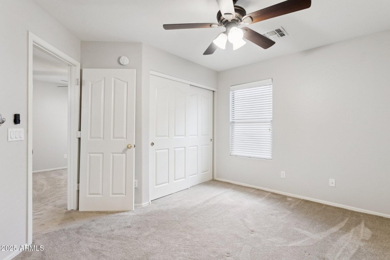 21-web-or-mls-46179-w-starlight-dr