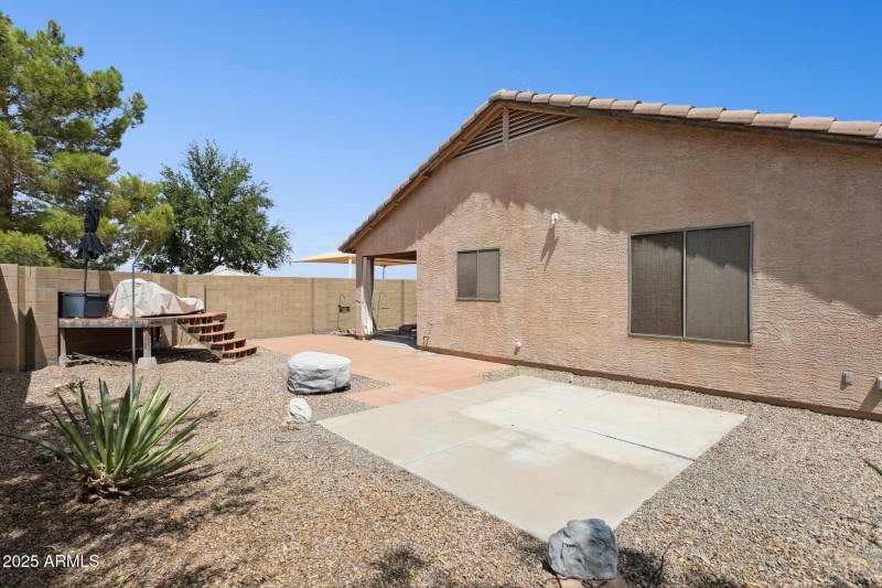 32-web-or-mls-46179-w-starlight-dr