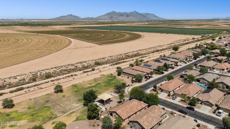 39-web-or-mls-46179-w-starlight-dr