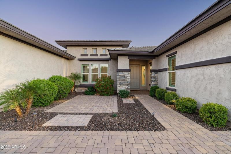 04-3727 E Fargo St (4 of 68)