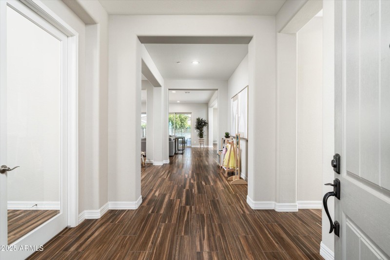 09-3727 E Fargo St (9 of 68)