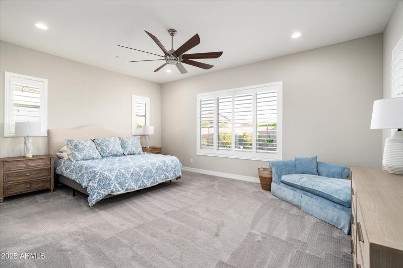 30-3727 E Fargo St (30 of 68)