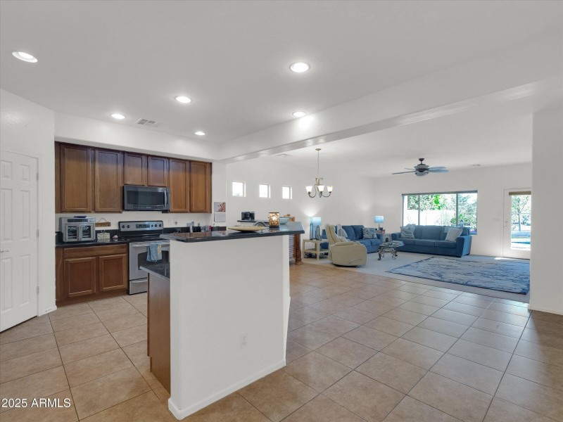 08-5423 W Range Mule Drive-8