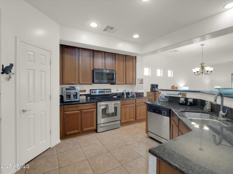 13-5423 W Range Mule Drive-13