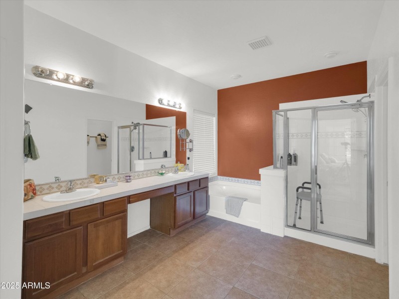 29-5423 W Range Mule Drive-29