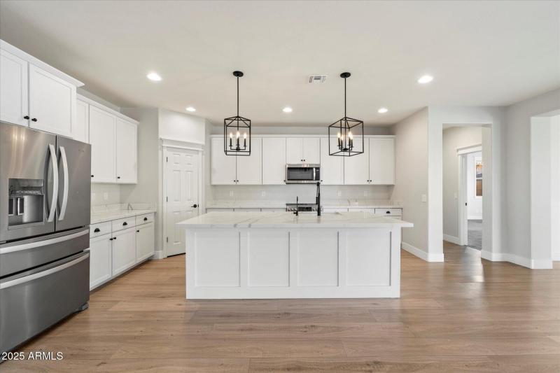 Incredible Chef's Kitchen