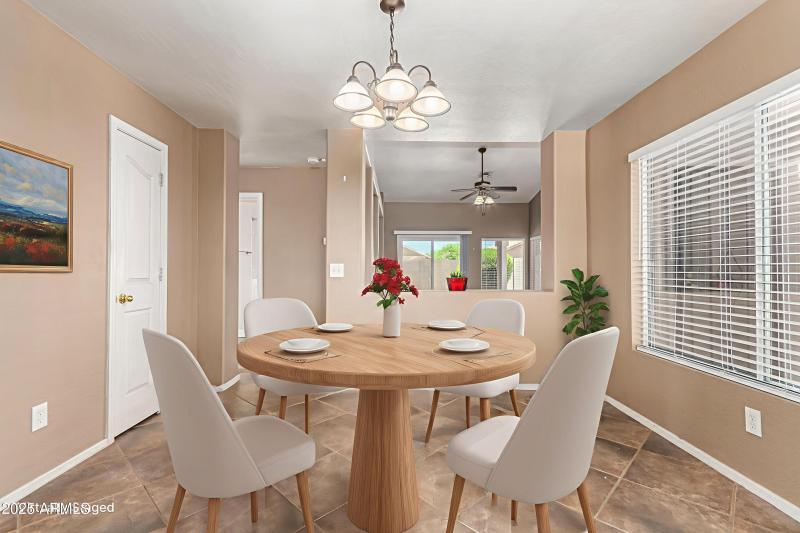 10-Port-Royale - Dine In Kitchen - Stage