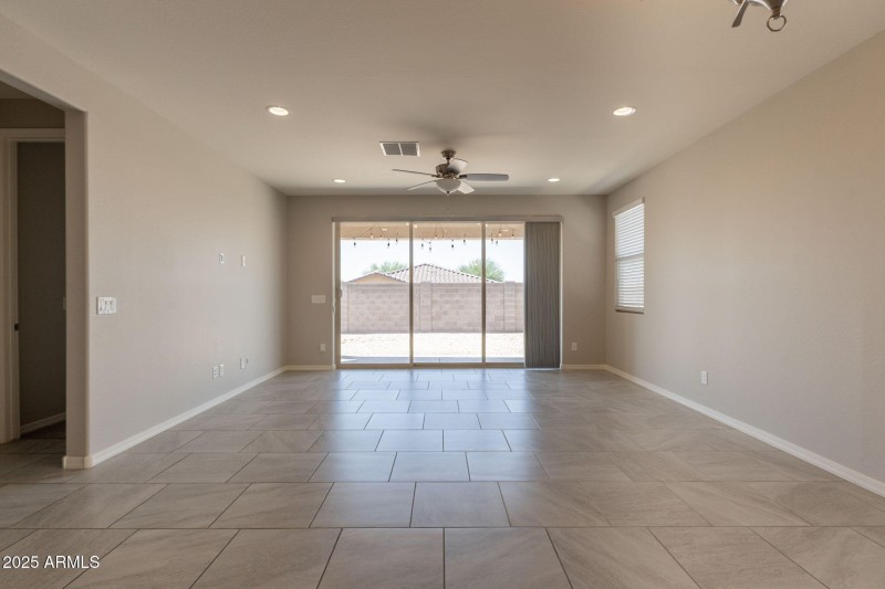 18725 W COLTER ST, Litchfield Park