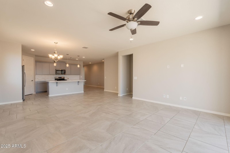 18725 W COLTER ST, Litchfield Park