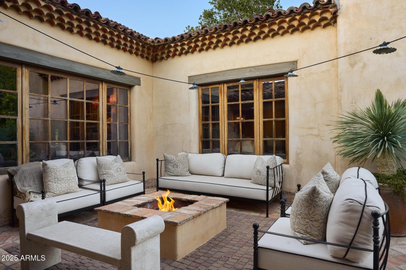 frontcourtyardsitting