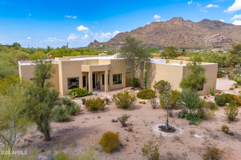 A Custom Desert Contemporary Gem