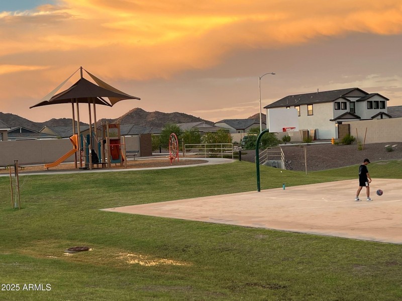 PHOTO-2025-07-25-19-56-38 7