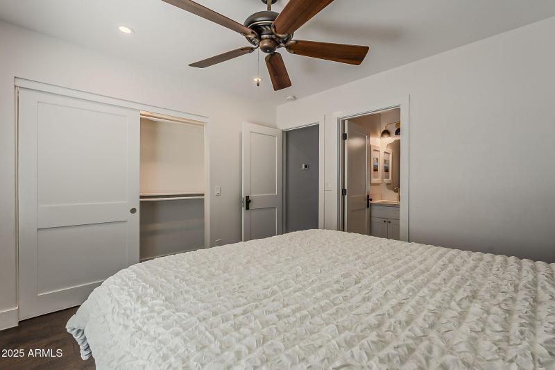 19-web-or-mls-North 25th-19