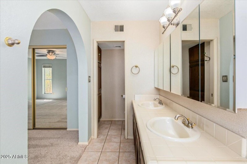 025_25Primary Bath Vanities