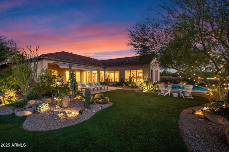 Soft, Glowing Lighting