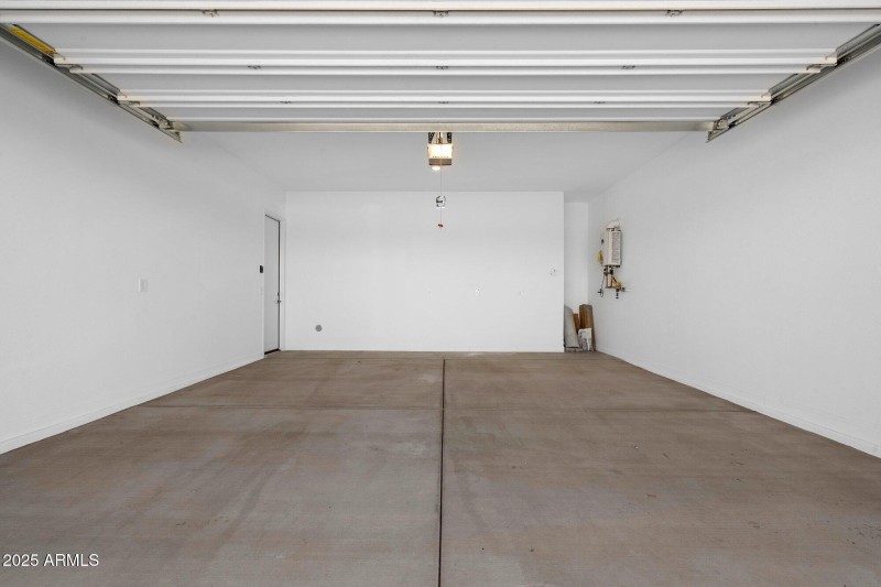 Oversized 2 Car Garage