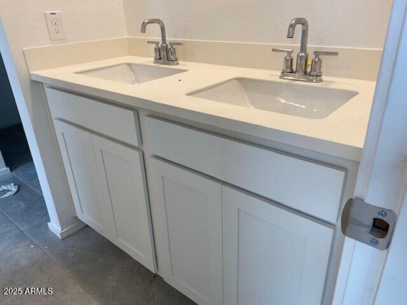 P35 Lot 20 Primary Bath