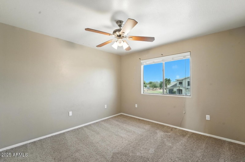 16916 W Northampton Rd-31