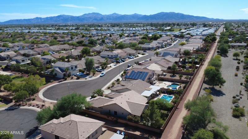 16916 W Northampton Rd-48