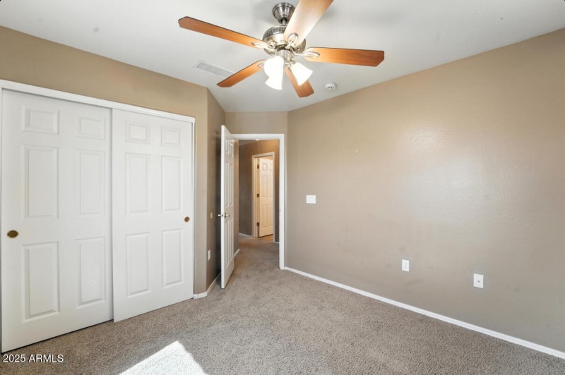 16916 W Northampton Rd-34