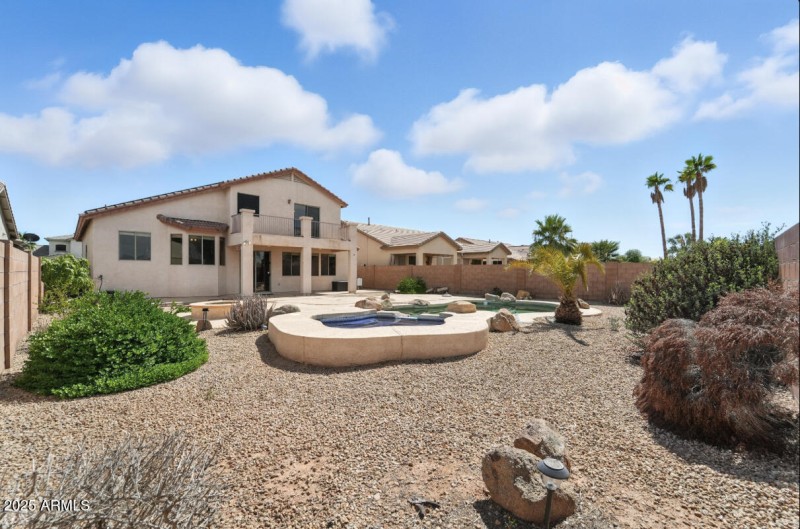 16916 W Northampton Rd-42