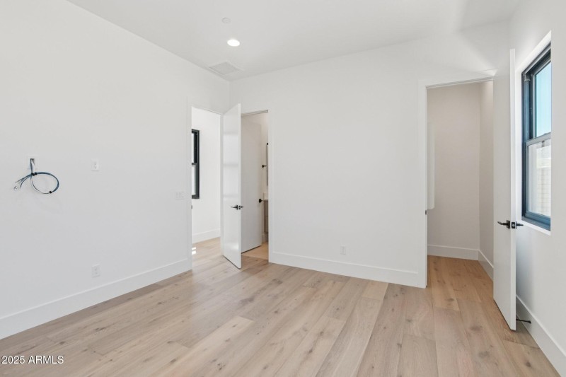 30-web-or-mls-E Buckskin Trail-S2407-027