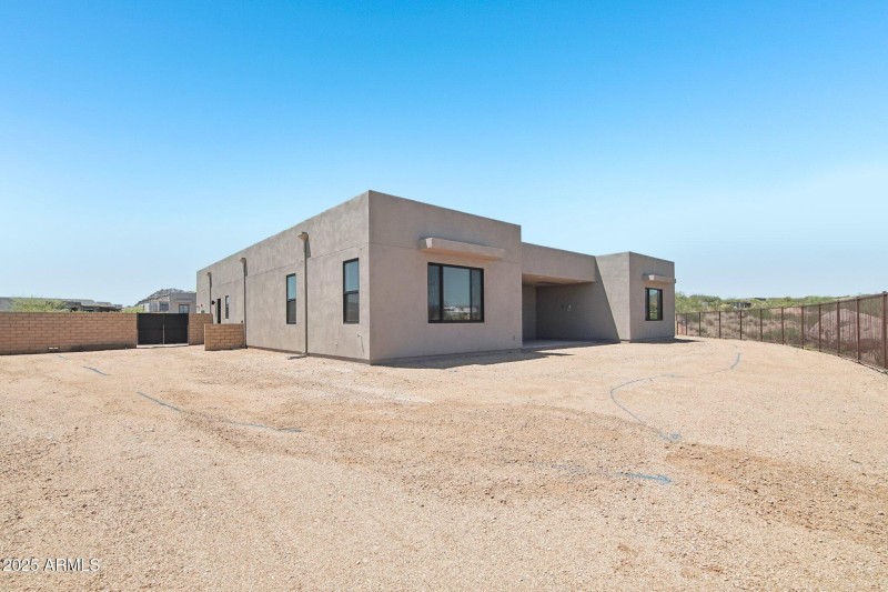 41-web-or-mls-E Buckskin Trail-S2407-038