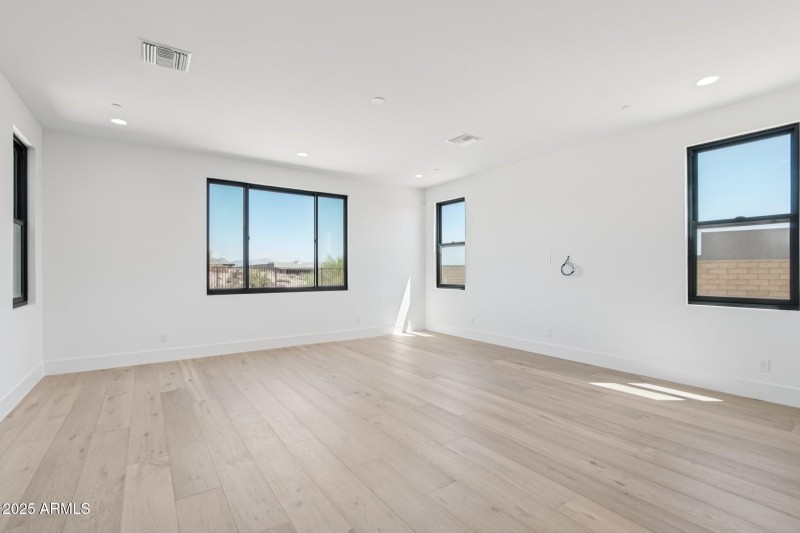 19-web-or-mls-E Buckskin Trail-S2407-016