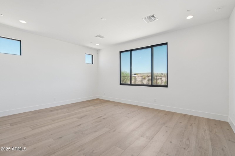 22-web-or-mls-E Buckskin Trail-S2407-019