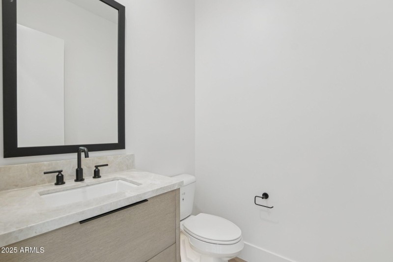 28-web-or-mls-E Buckskin Trail-S2407-025