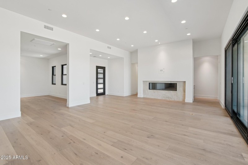 9-web-or-mls-E Buckskin Trail-S2407-007